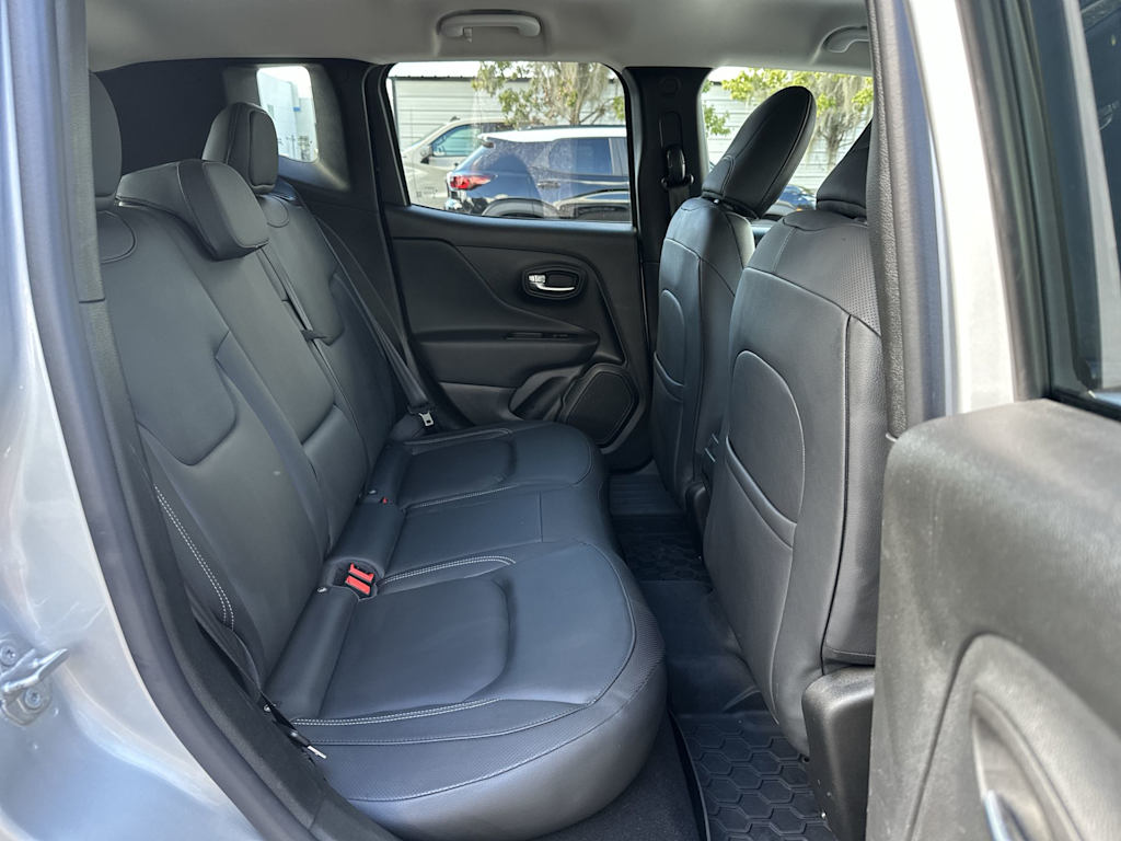 Thumbnail: 2021 Jeep Renegade - 23