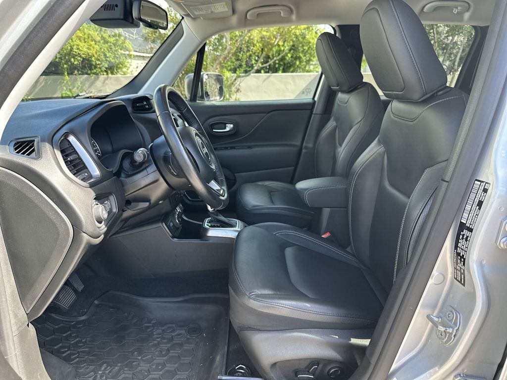 Thumbnail: 2021 Jeep Renegade - 9