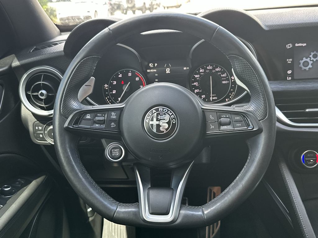 Thumbnail: 2022 Alfa Romeo Stelvio - 10