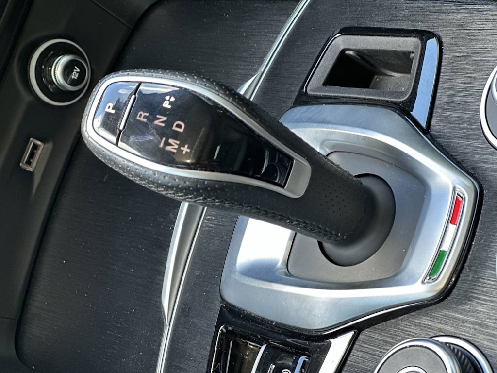 Thumbnail: 2022 Alfa Romeo Stelvio - 15