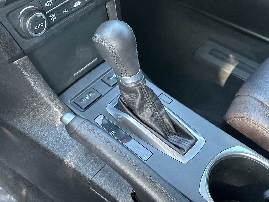 Thumbnail: 2020 Acura ILX - 26