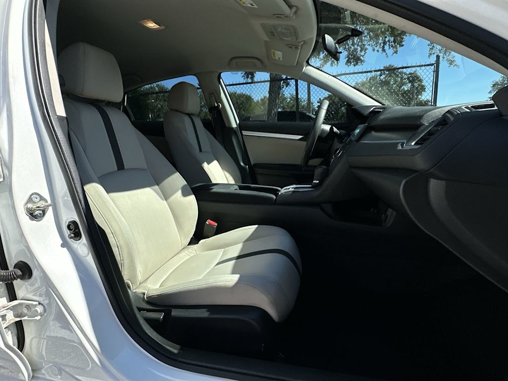 Thumbnail: 2017 Honda Civic - 12