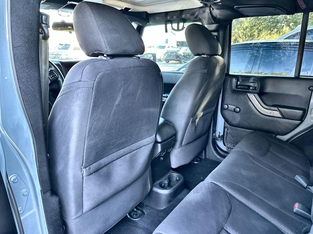 Thumbnail: 2015 Jeep Wrangler - 22