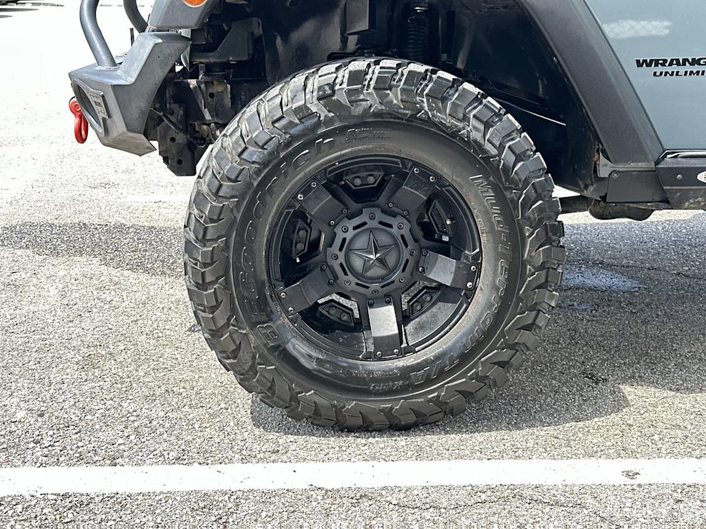 Thumbnail: 2015 Jeep Wrangler - 7