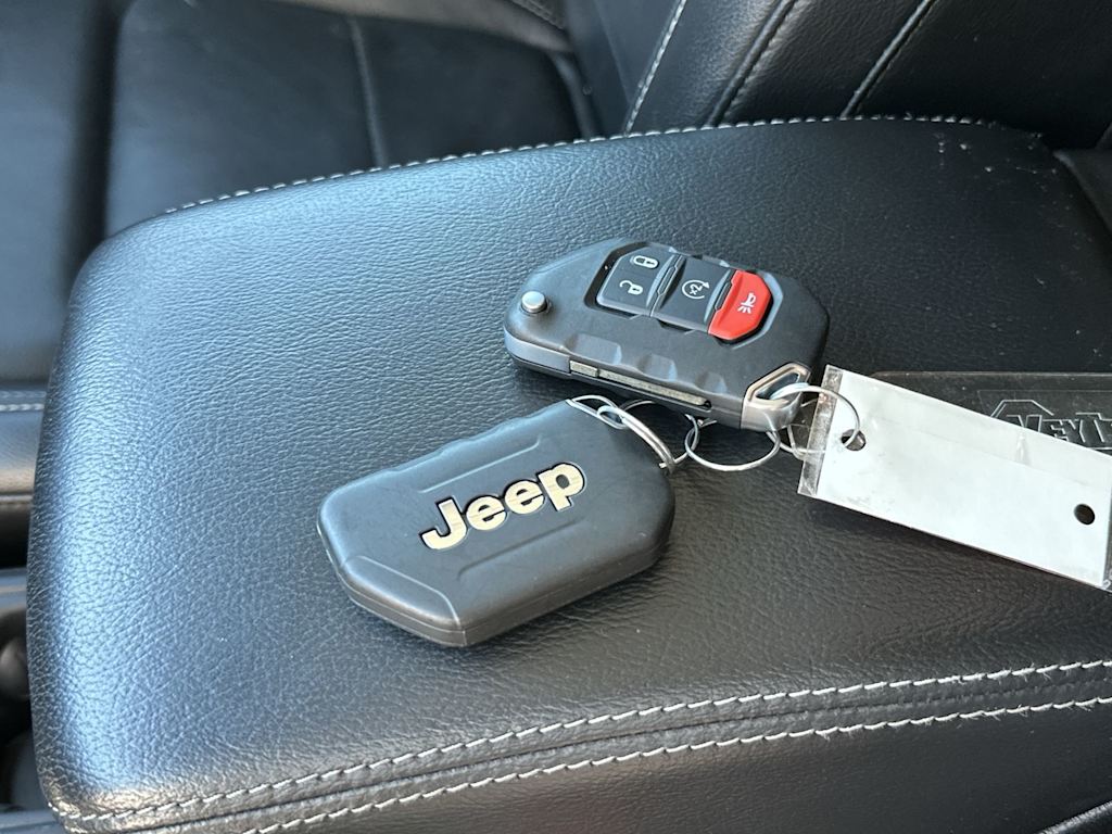 Thumbnail: 2018 Jeep Wrangler - 18
