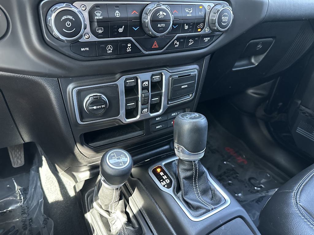 Thumbnail: 2018 Jeep Wrangler - 26
