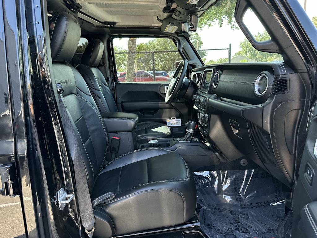 Thumbnail: 2018 Jeep Wrangler - 12