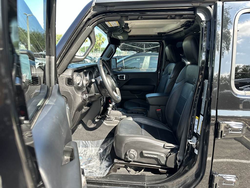 Thumbnail: 2018 Jeep Wrangler - 13