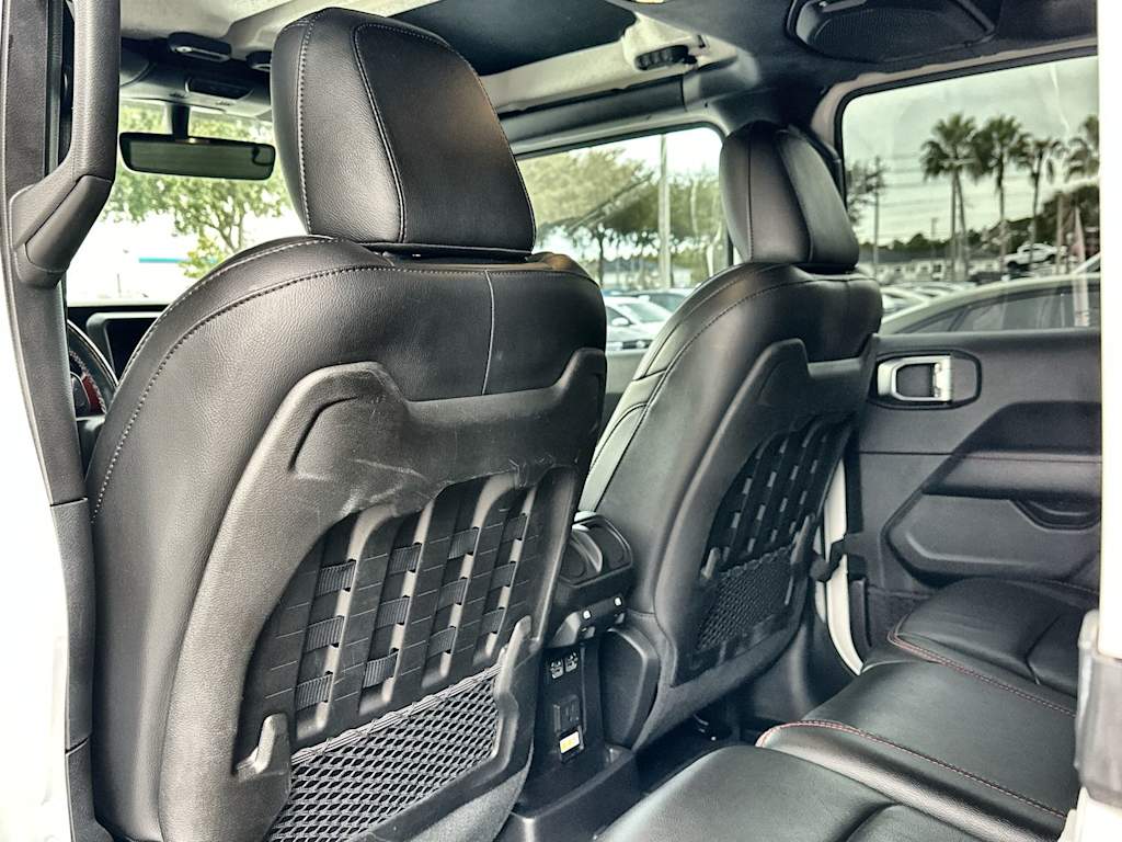 Thumbnail: 2019 Jeep Wrangler - 11