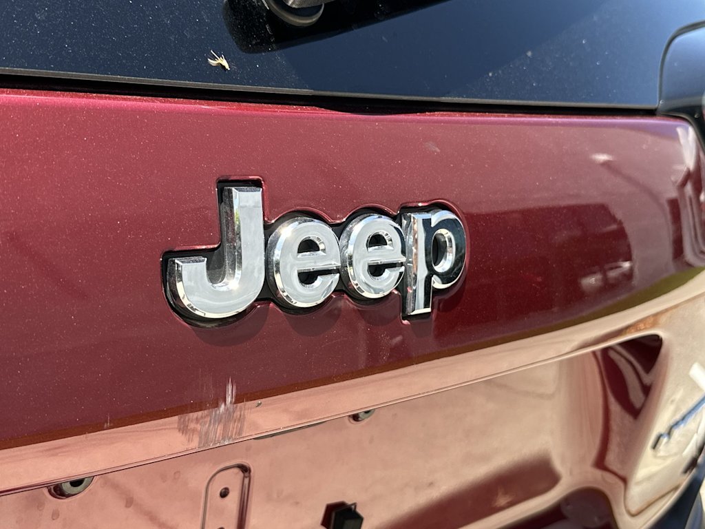 Thumbnail: 2020 Jeep Cherokee - 19