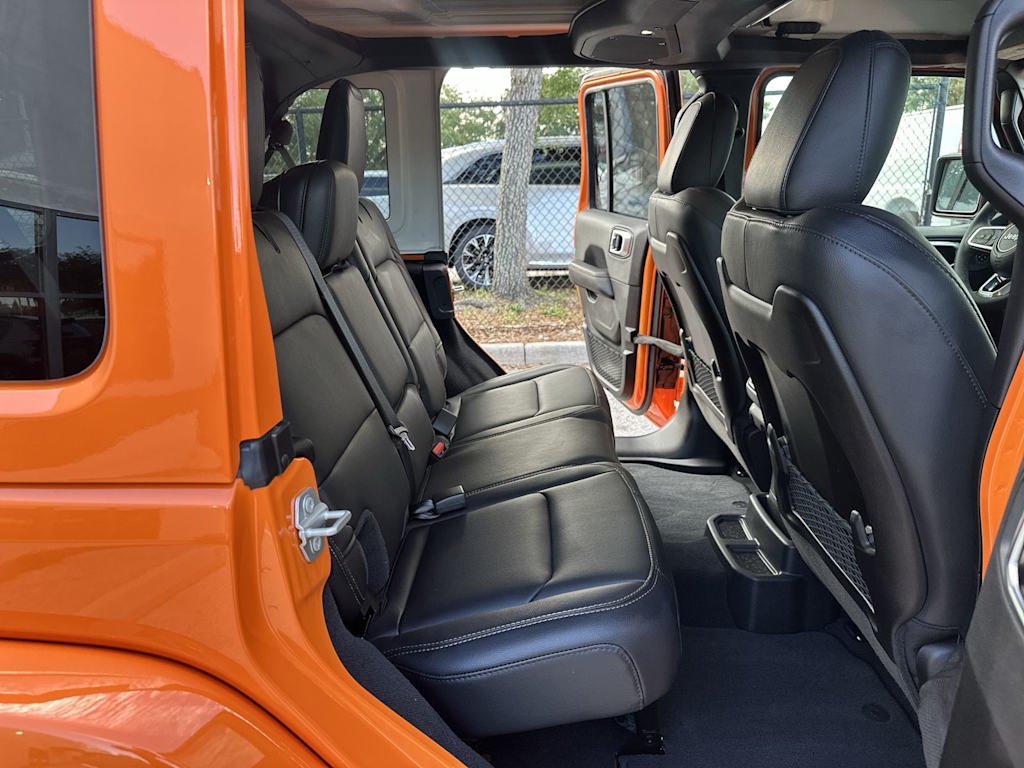 Thumbnail: 2025 Jeep Wrangler - 18