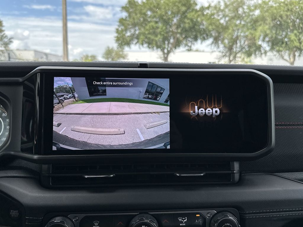 Thumbnail: 2024 Jeep Wrangler - 14