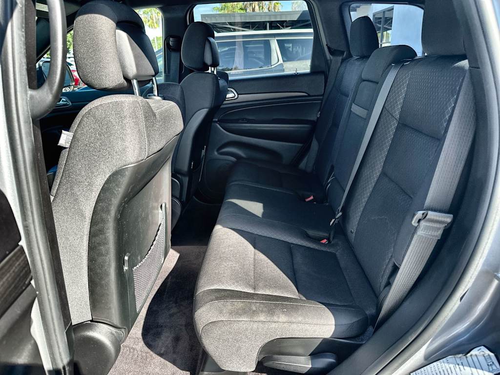 Thumbnail: 2018 Jeep Grand Cherokee - 11