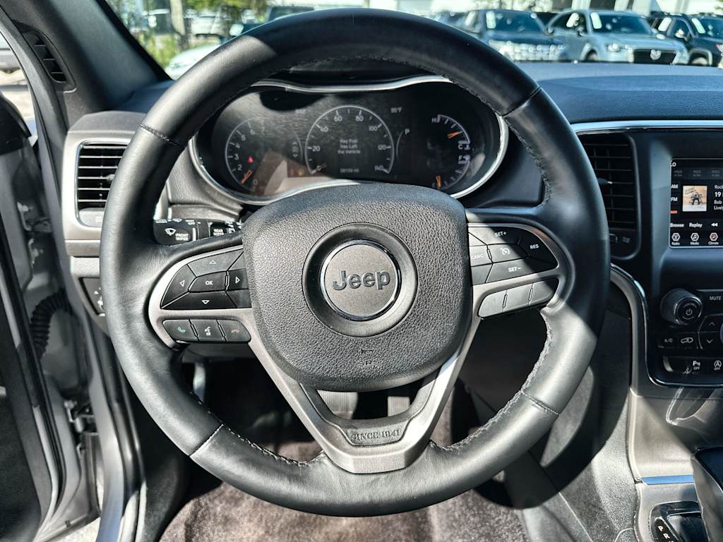 Thumbnail: 2018 Jeep Grand Cherokee - 8