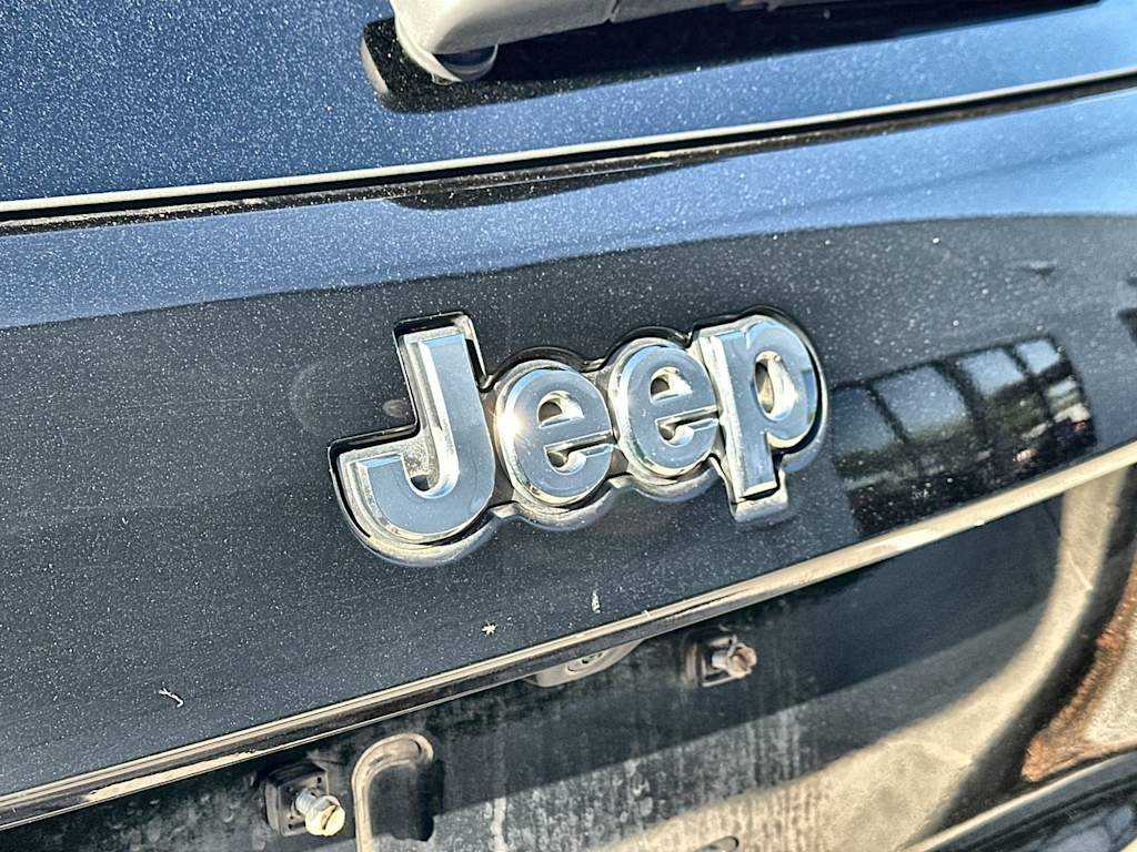 Thumbnail: 2020 Jeep Grand Cherokee - 22