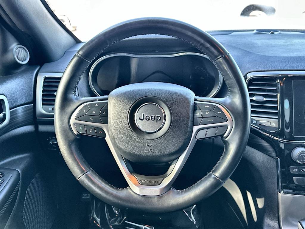 Thumbnail: 2020 Jeep Grand Cherokee - 10