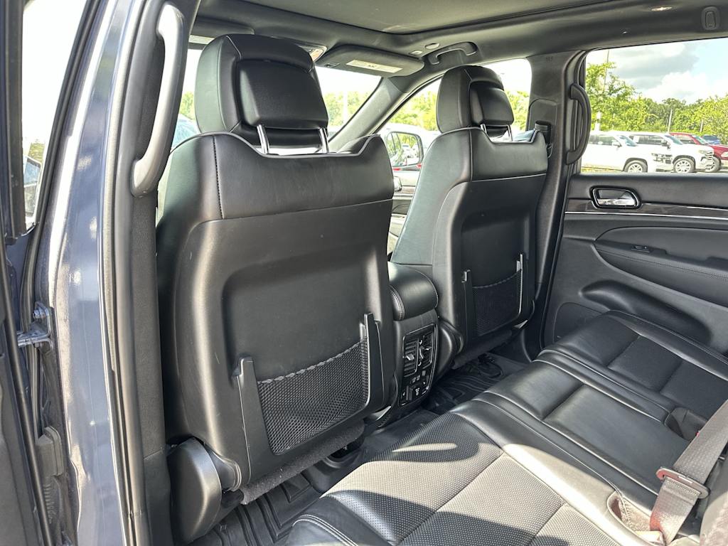 Thumbnail: 2020 Jeep Grand Cherokee - 25