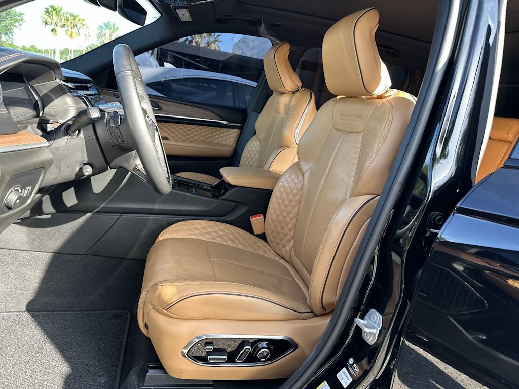 Thumbnail: 2022 Jeep Grand Cherokee - 11