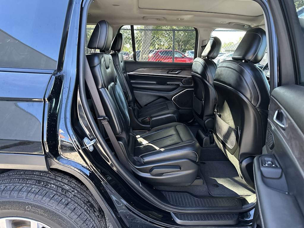 Thumbnail: 2021 Jeep Grand Cherokee L - 24