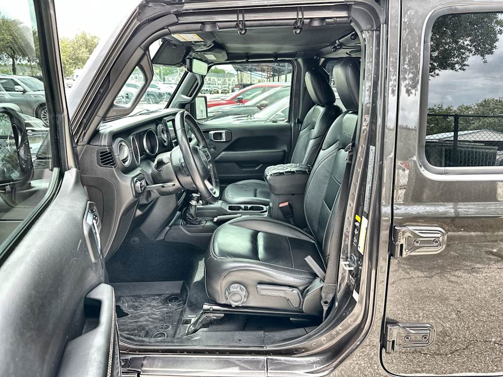 Thumbnail: 2021 Jeep Gladiator - 10