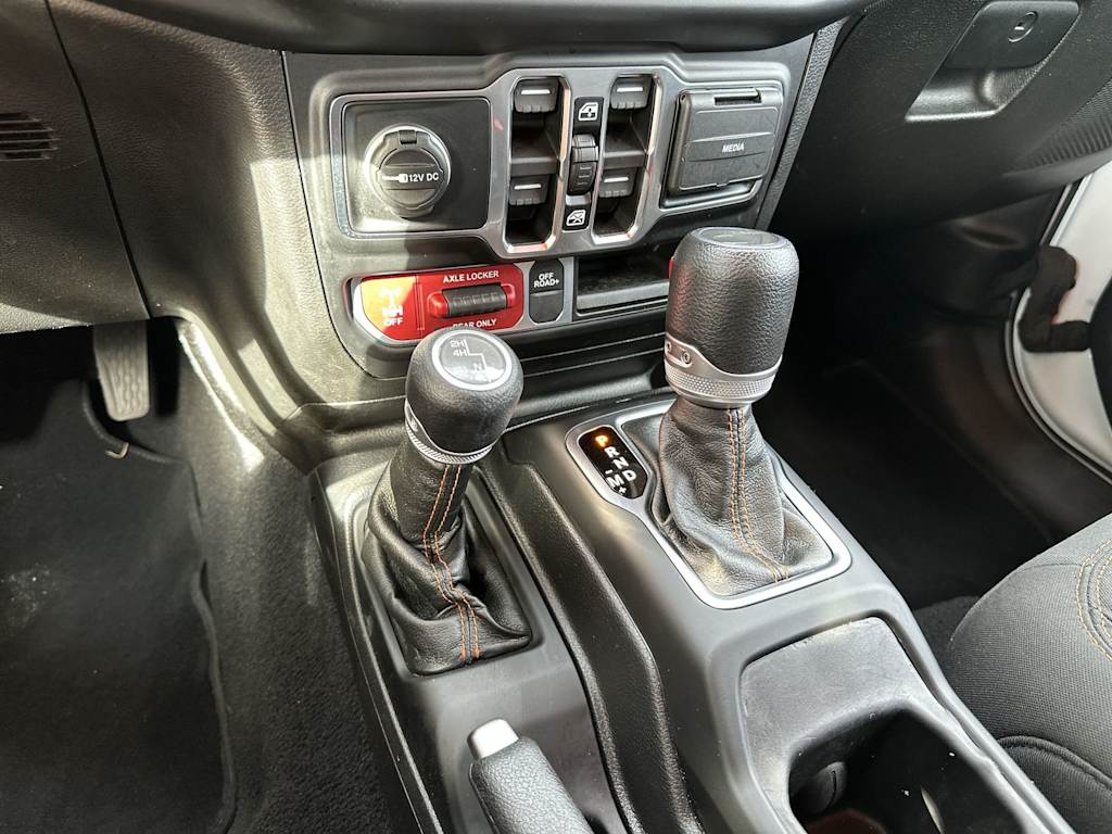 Thumbnail: 2022 Jeep Gladiator - 27