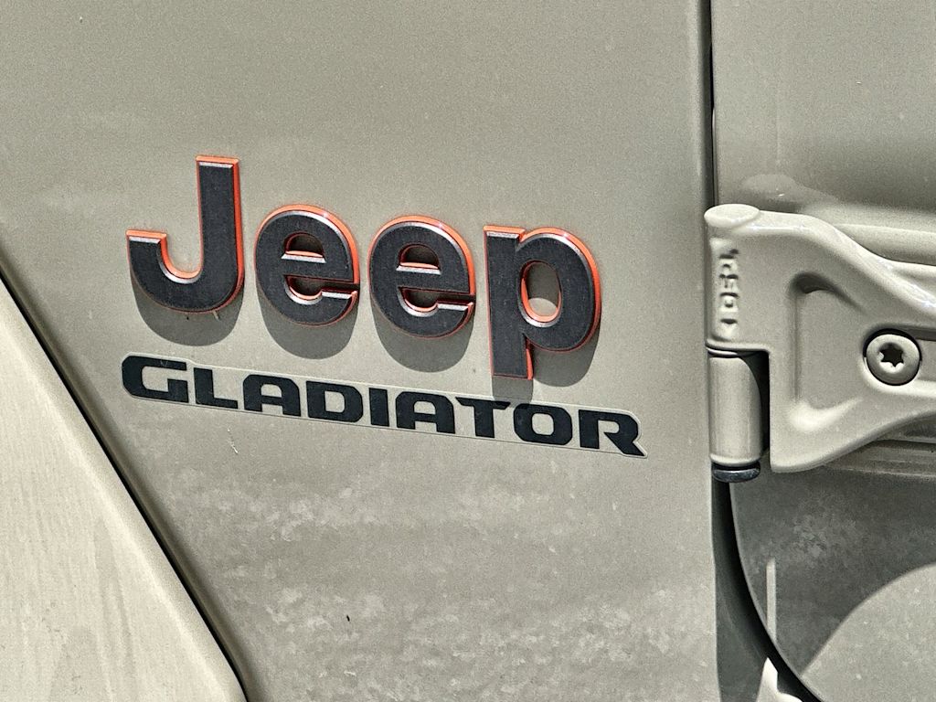 Thumbnail: 2022 Jeep Gladiator - 7
