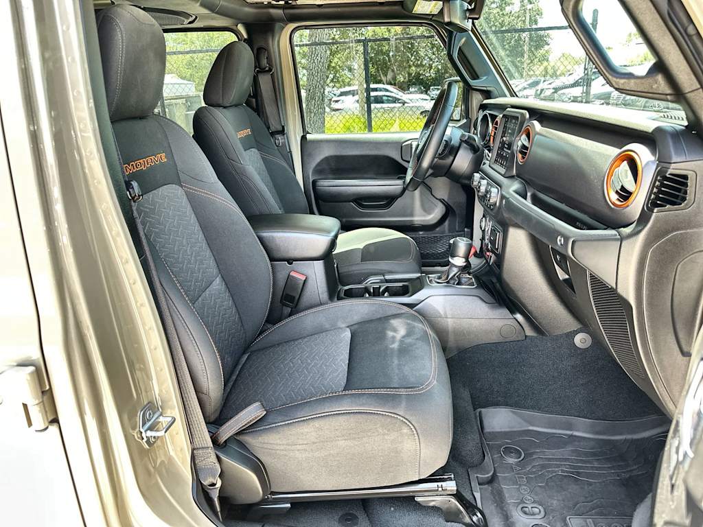 Thumbnail: 2022 Jeep Gladiator - 19