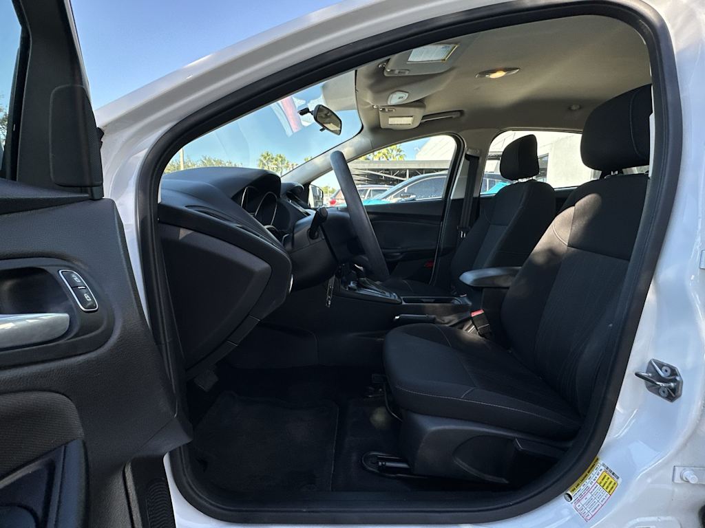 Thumbnail: 2018 Ford Focus - 13