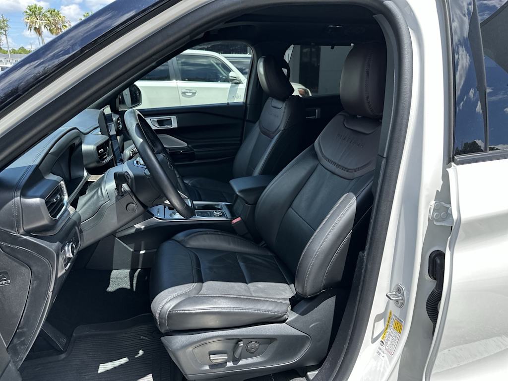 Thumbnail: 2022 Ford Explorer - 9
