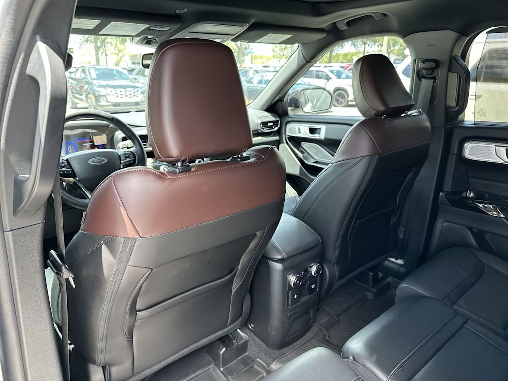 Thumbnail: 2022 Ford Explorer - 23