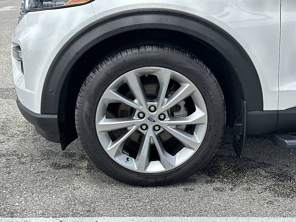 Thumbnail: 2022 Ford Explorer - 8