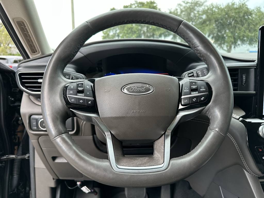Thumbnail: 2023 Ford Explorer - 8