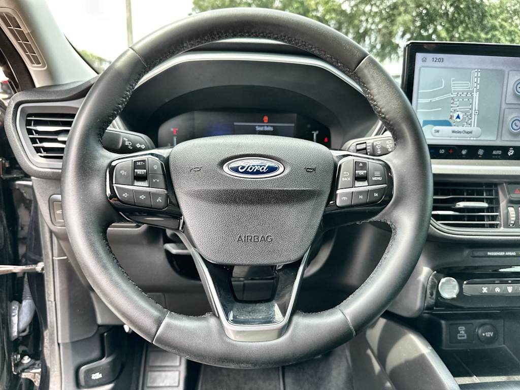 Thumbnail: 2023 Ford Escape - 9