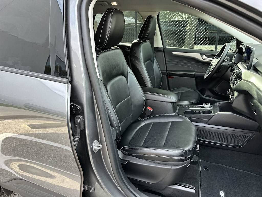 Thumbnail: 2022 Ford Escape - 11