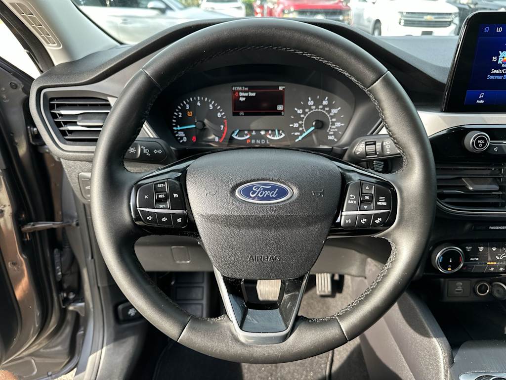 Thumbnail: 2022 Ford Escape - 9