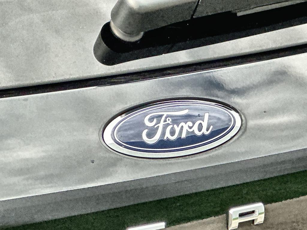 Thumbnail: 2022 Ford Escape - 7