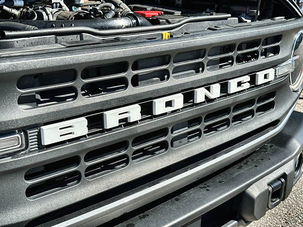 Thumbnail: 2022 Ford Bronco - 7