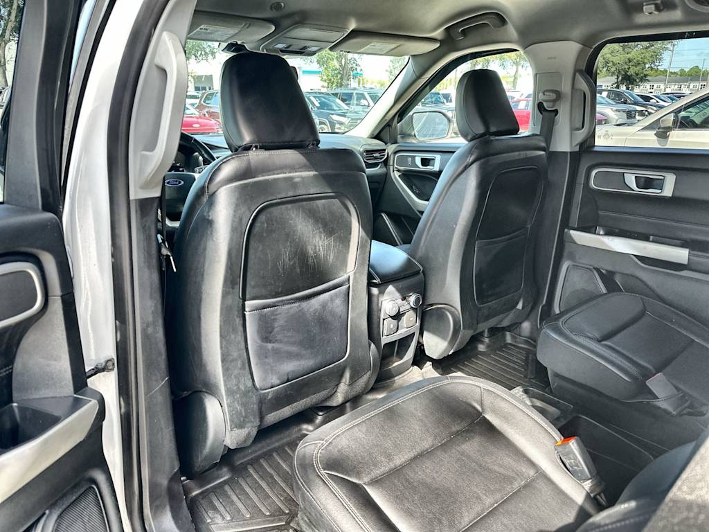 Thumbnail: 2020 Ford Explorer - 23