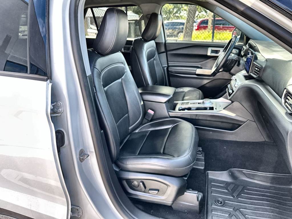 Thumbnail: 2020 Ford Explorer - 19