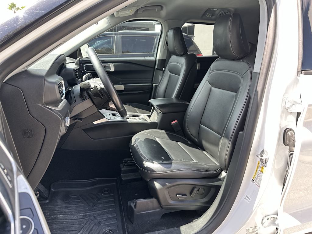 Thumbnail: 2020 Ford Explorer - 10