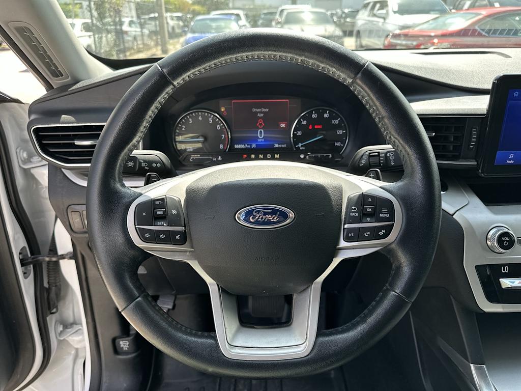 Thumbnail: 2020 Ford Explorer - 9
