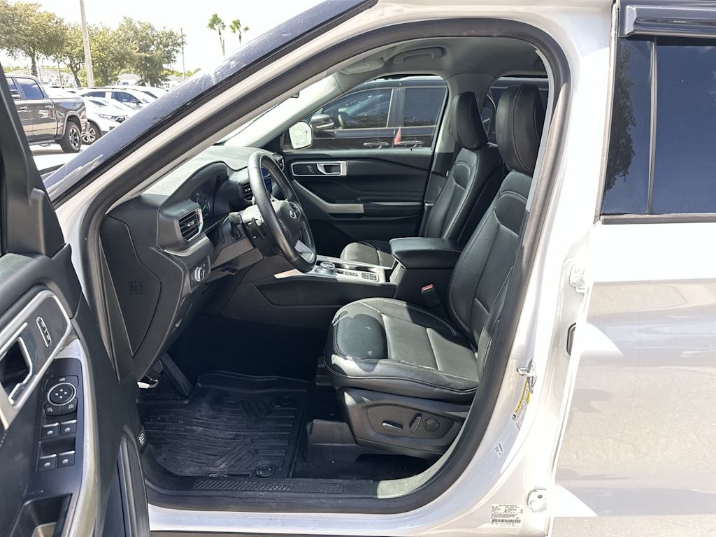 Thumbnail: 2020 Ford Explorer - 19