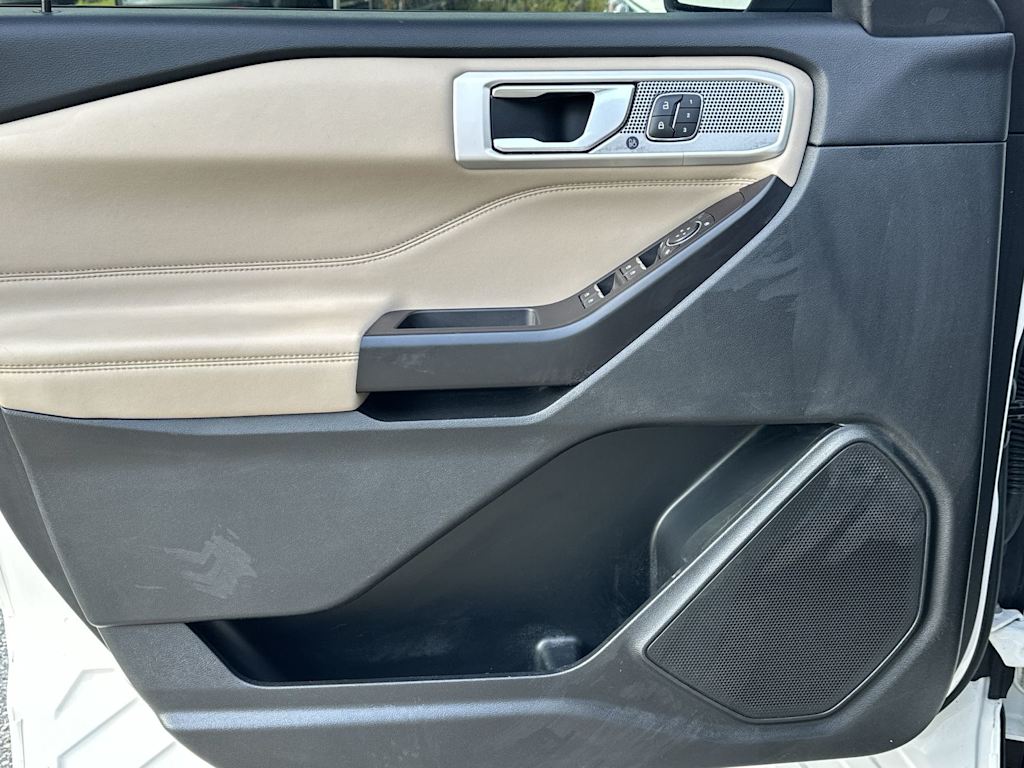 Thumbnail: 2020 Ford Explorer - 19