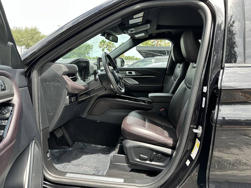 Thumbnail: 2025 Ford Explorer - 9