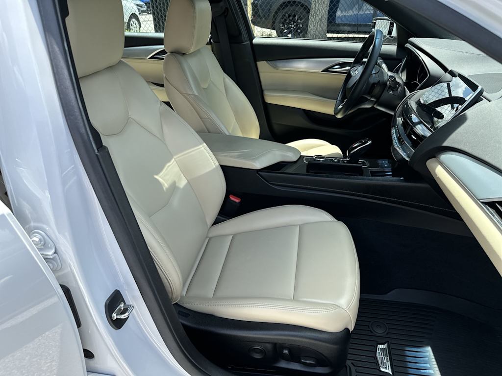 Thumbnail: 2023 Cadillac CT5 - 18