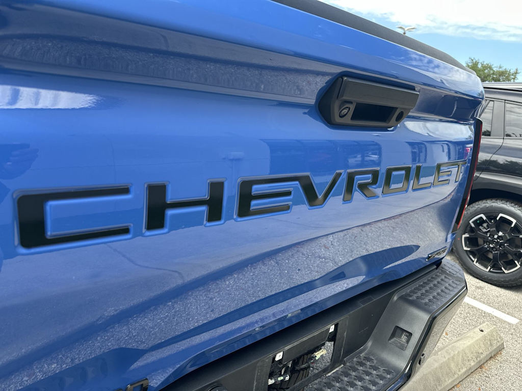 Thumbnail: 2025 Chevrolet Colorado - 19