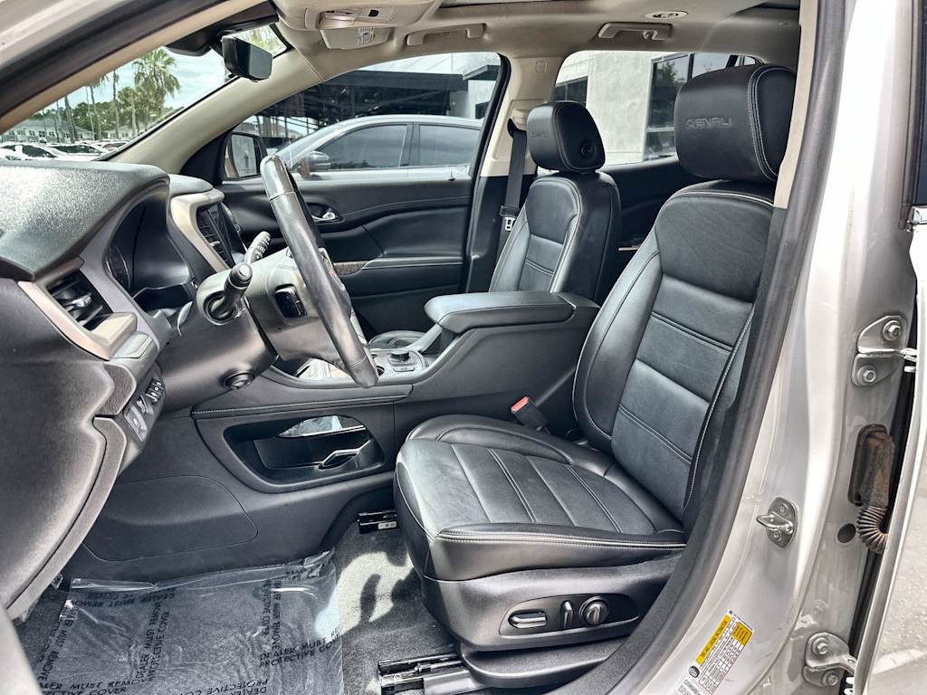 Thumbnail: 2021 GMC Acadia - 12