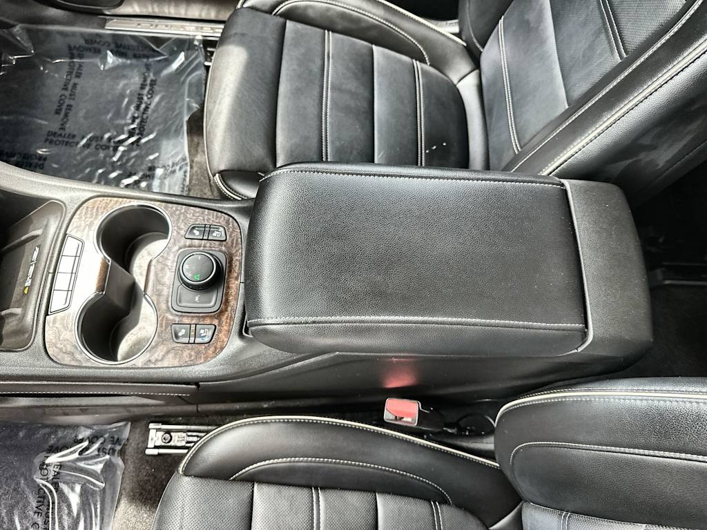 Thumbnail: 2021 GMC Acadia - 26