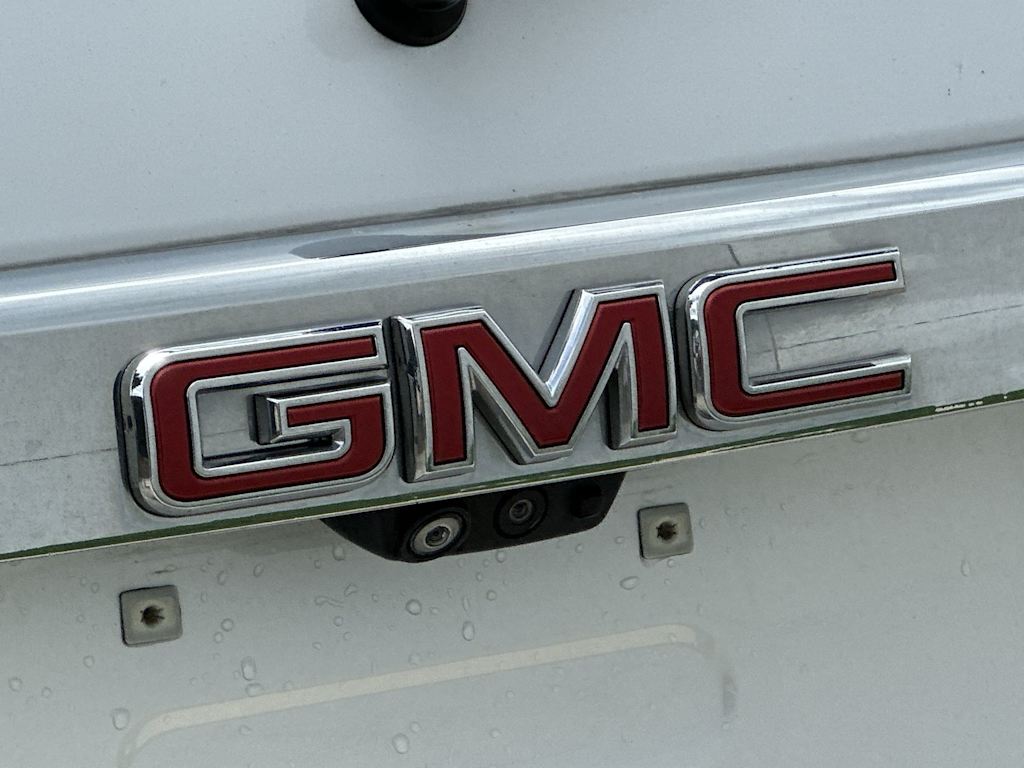 Thumbnail: 2021 GMC Acadia - 22