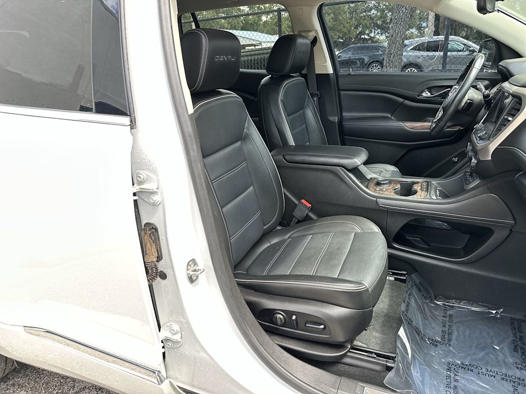 Thumbnail: 2021 GMC Acadia - 19